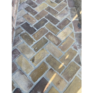 Lapjával vágott külső tégla szelet